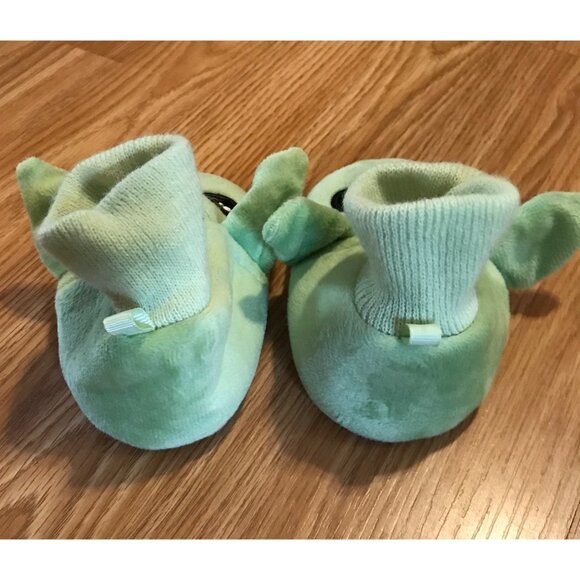 Baby Yoda Plush Slippers Toddler Boys/Girls Size 5-6 Lucasfilm Ltd. - Picture 3 of 8